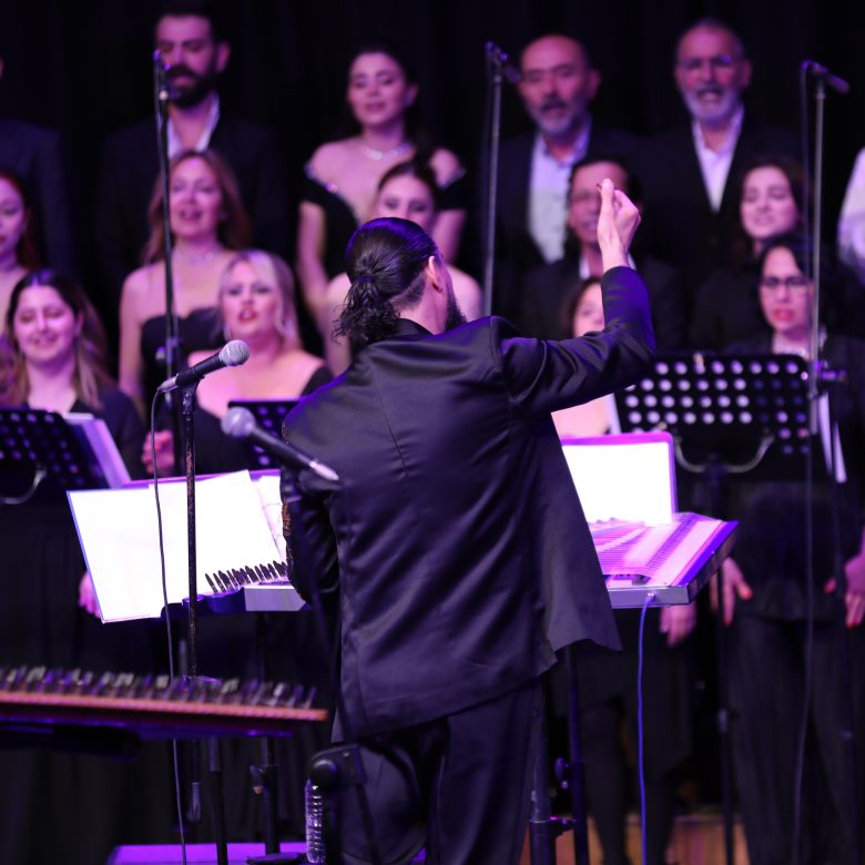 Volkan Kirpik Konser